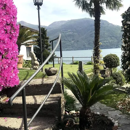 Casa Direttamente Sul Maggiore Vakantiehuis *