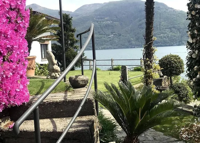 Casa Direttamente Sul Maggiore 別荘 *